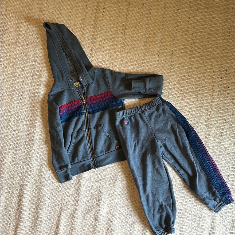 Children’s Aviator Nation Gray and Blue Jogger Sweatpants w/Side Stripes youth 4